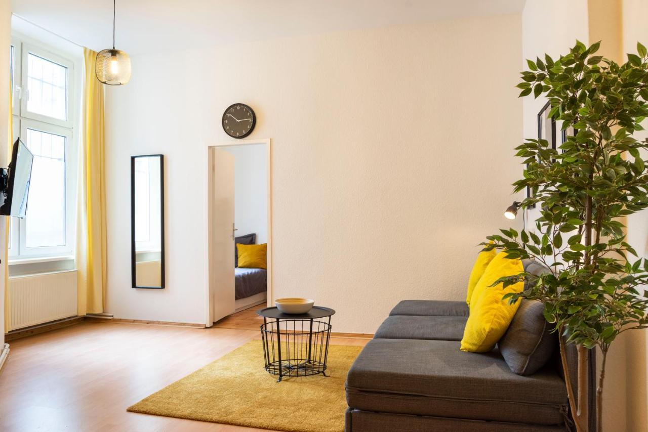 Amazing Apartment 1Br For 7 @Mauerpark Pberg Berlino Esterno foto
