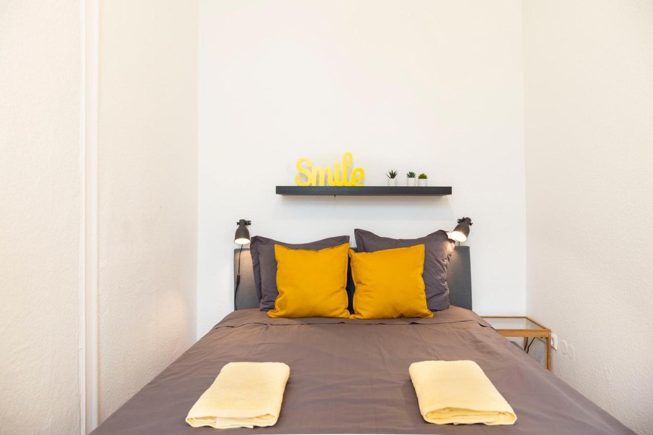 Amazing Apartment 1Br For 7 @Mauerpark Pberg Berlino Esterno foto